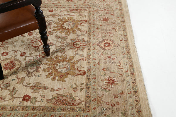 Natural Dye Sultanabad Revival Divine Collection Square Rug - artisan revival weave - close-up of weave texture and pile