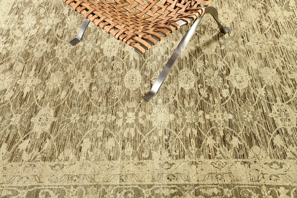 Vintage Style Mahal Revival Rug - artisan revival weave - styled in room setting [#1]