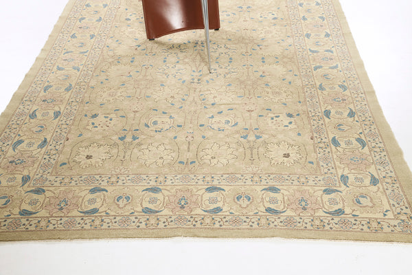 Natural Dye Classic Tabriz Design Rug Fable Collection - close-up of weave texture and pile (2)