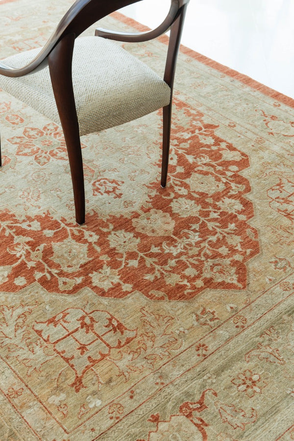 Vintage Serapi Style Revival Rug - artisan revival weave - detailed border and fringe