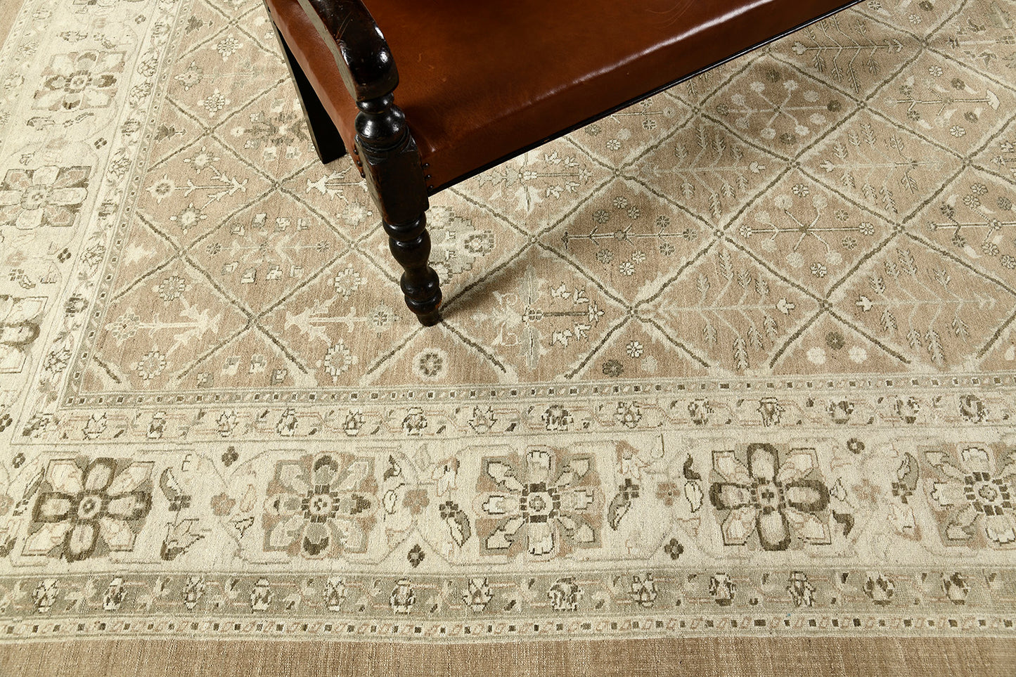 Vintage Style Mahal Panel Design Rug D5141