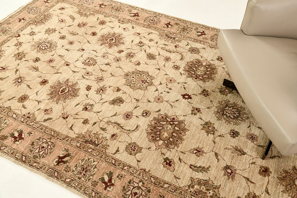 Natural Dye Sultanabad Design Runner Divine - narrow runner - close-up of weave texture and pile [#4]