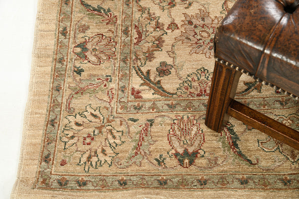 Natural Dye Sultanabad Revival Square Rug - artisan revival weave - close-up of weave texture and pile [#1]
