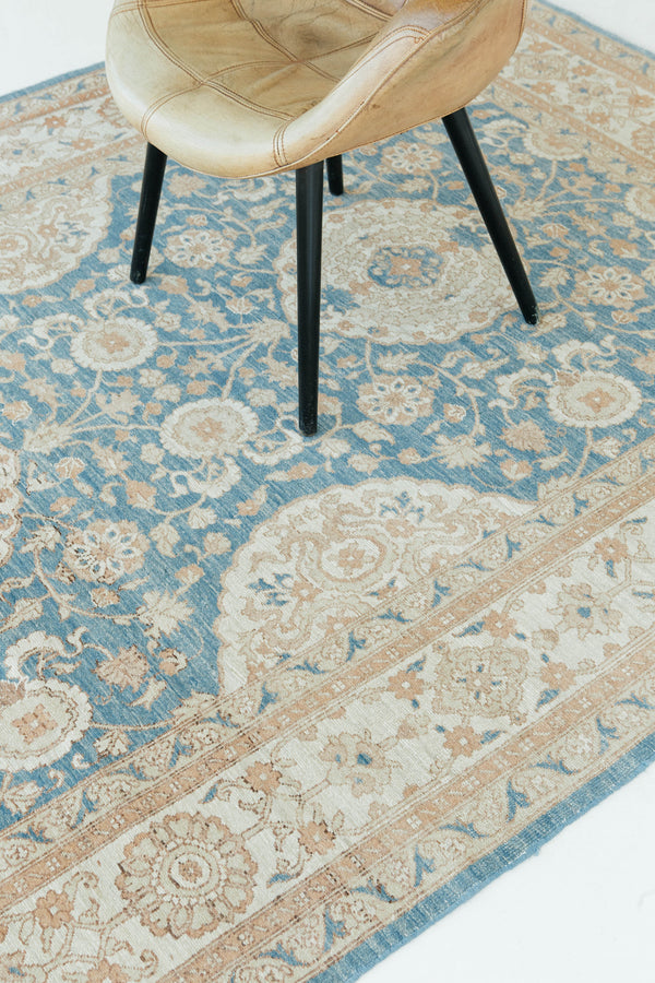 Vintage Style Amritsar Design Rug - reverse side showing construction