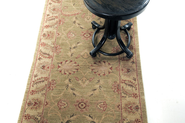 Natural Dye Sultanabad Design Runner Divine - narrow runner - close-up of weave texture and pile [#5]