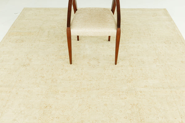 Vintage Style Hajijalili Revival Rapture Collection Rug - artisan revival weave - close-up of weave texture and pile