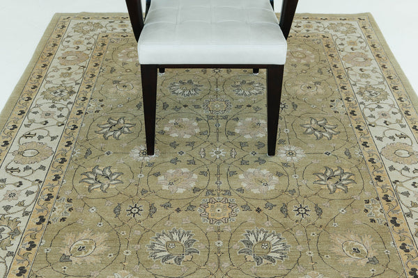 Natural Dye Classic Tabriz Design Rug Fable Collection - detailed border and fringe