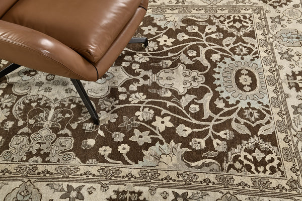 Vintage Style Mahal Revival Rapture Collection Rug - artisan revival weave - detailed border and fringe