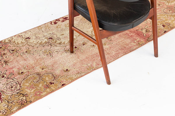 Vintage Turkish Anatolian - hand-knotted in Turkey - close-up of weave texture and pile [#11]