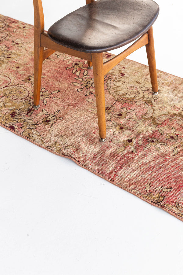 Vintage Turkish Anatolian - hand-knotted in Turkey - detailed border and fringe [#11]