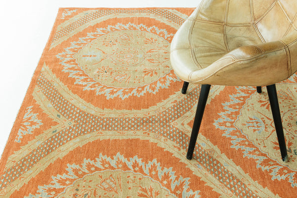 Natural Dye Transitional Style Arts and Crafts Rug - detailed border and fringe