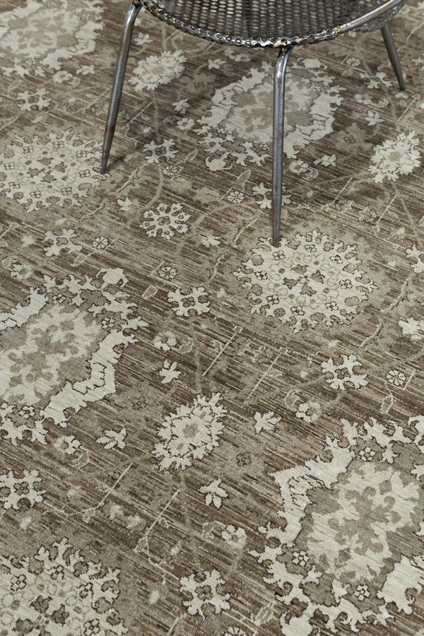 Vintage Style Mahal Revival Rug - artisan revival weave - detailed border and fringe [#7]