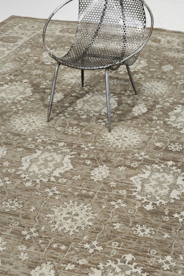 Vintage Style Mahal Revival Rug - artisan revival weave - styled in room setting [#7]