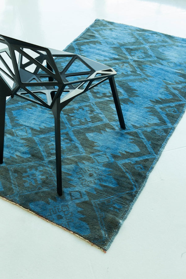 Overdyed Vintage Turkish Anatolian Rug - hand-knotted in Turkey - detailed border and fringe [#4]