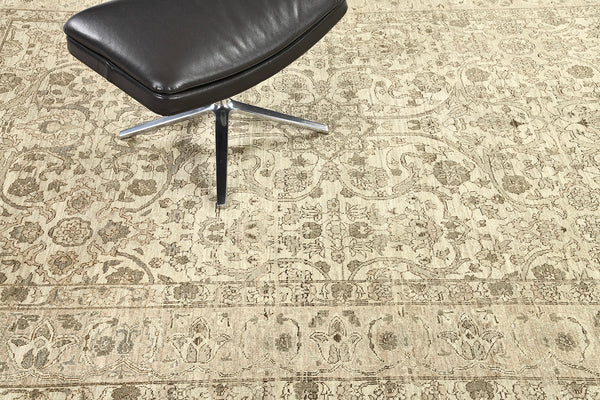 Vintage Style Tabriz Hadji Jallili Rug - detailed border and fringe