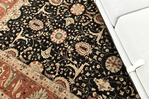 Natural Dye Sarouk Farahan Rug - close-up of weave texture and pile