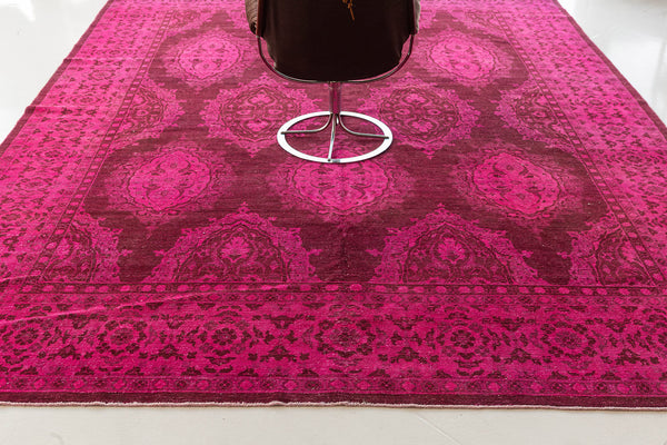 Vintage Style Overdye Collection Rug - overdyed vintage - close-up of weave texture and pile