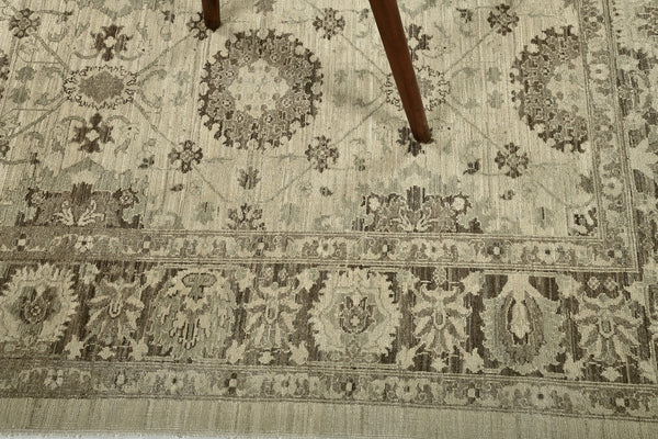 Vintage Style Mahal Revival Rug - artisan revival weave - detailed border and fringe [#5]