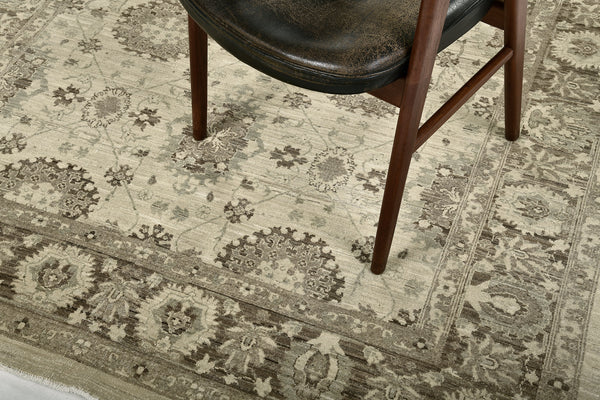 Vintage Style Mahal Revival Rug - artisan revival weave - styled in room setting [#5]
