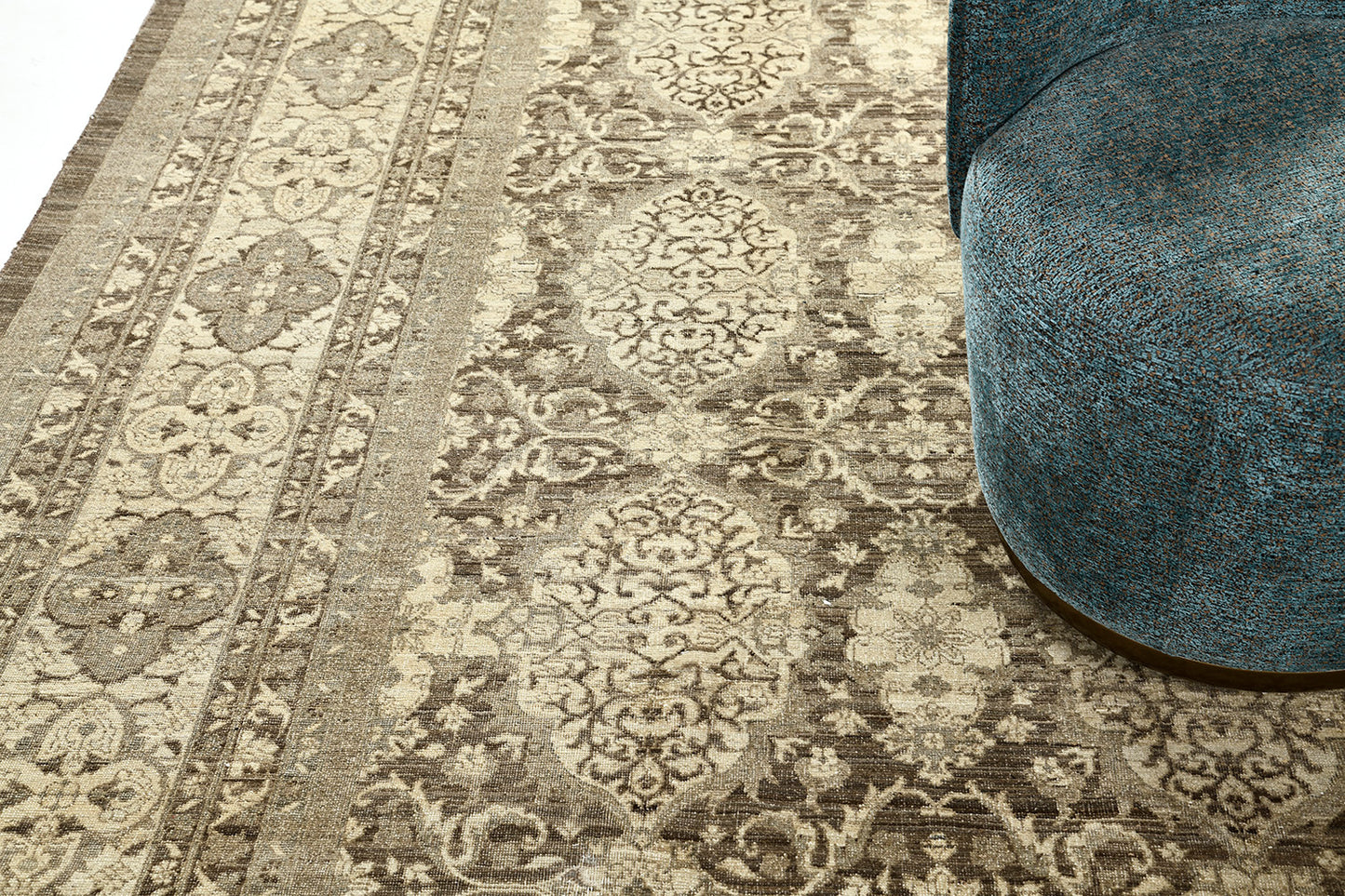 Vintage Style Tabriz Design Rug D5169