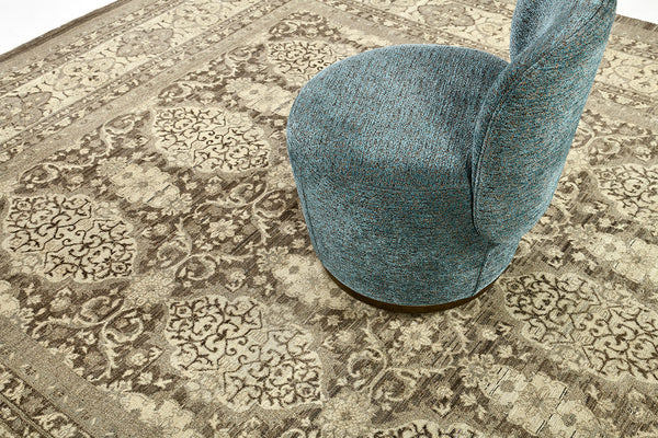Vintage Style Tabriz Design Rug - styled in room setting [#2]