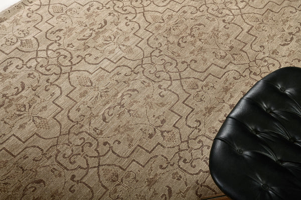 Natural Dye Transitional Rug Design Divine - detailed border and fringe [#2]