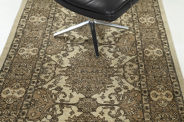 Vintage Style Tabriz Revival Rug - artisan revival weave - close-up of weave texture and pile [#15]