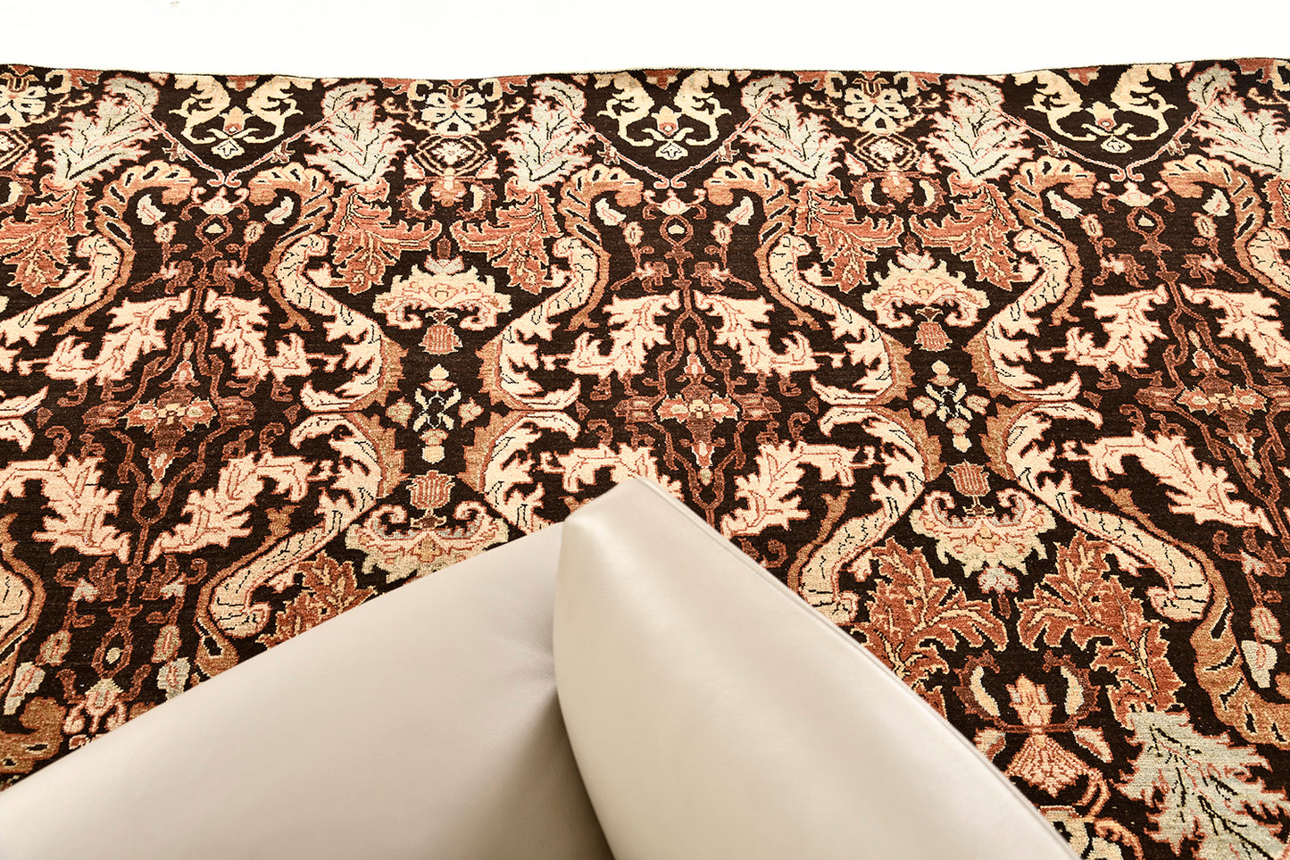 Natural Dye Transitional Design Rug