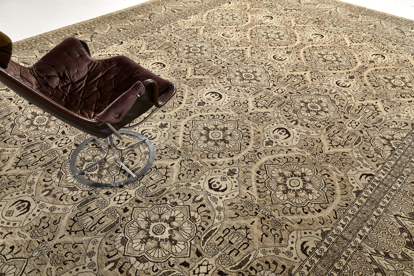 Vintage Style Agra Revival Rug