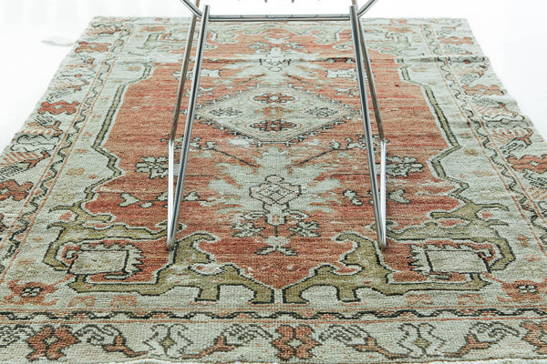 Vintage Turkish Anatolian Rug - hand-knotted in Turkey - detailed border and fringe [#90]
