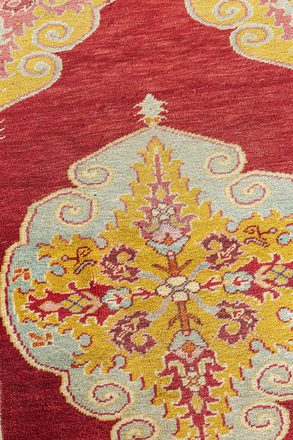 Vintage Turkish Anatolian Rug - hand-knotted in Turkey - detailed border and fringe [#84]