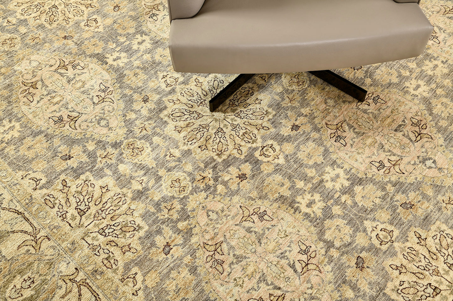 Natural Dye Agra Design Rug Bliss Collection D5556