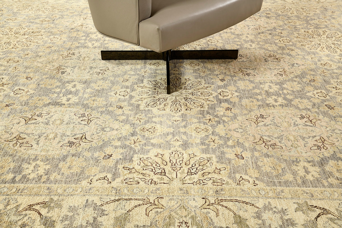 Natural Dye Agra Design Rug Bliss Collection D5556