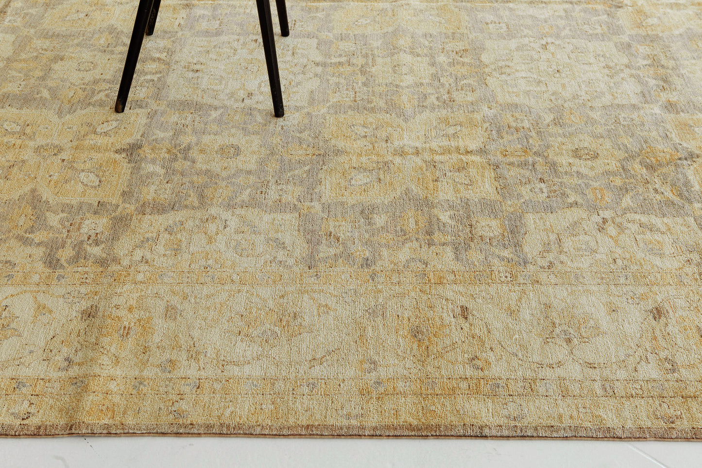 Natural Dye Agra Design Rug Bliss Collection D5559