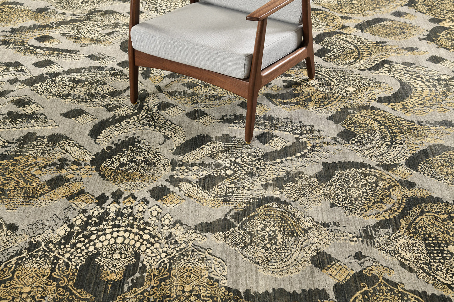 Transitional Design Rug Allure Aureo