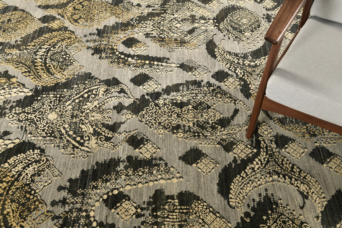 Transitional Design Rug Allure Aureo