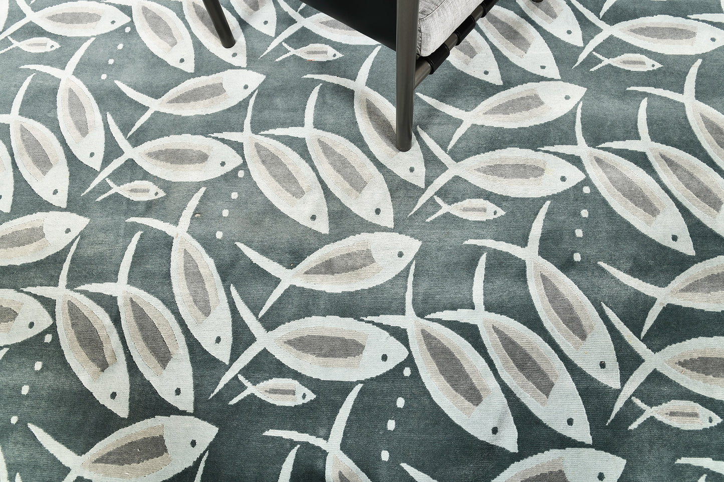 Modern Design Fish Design Rug