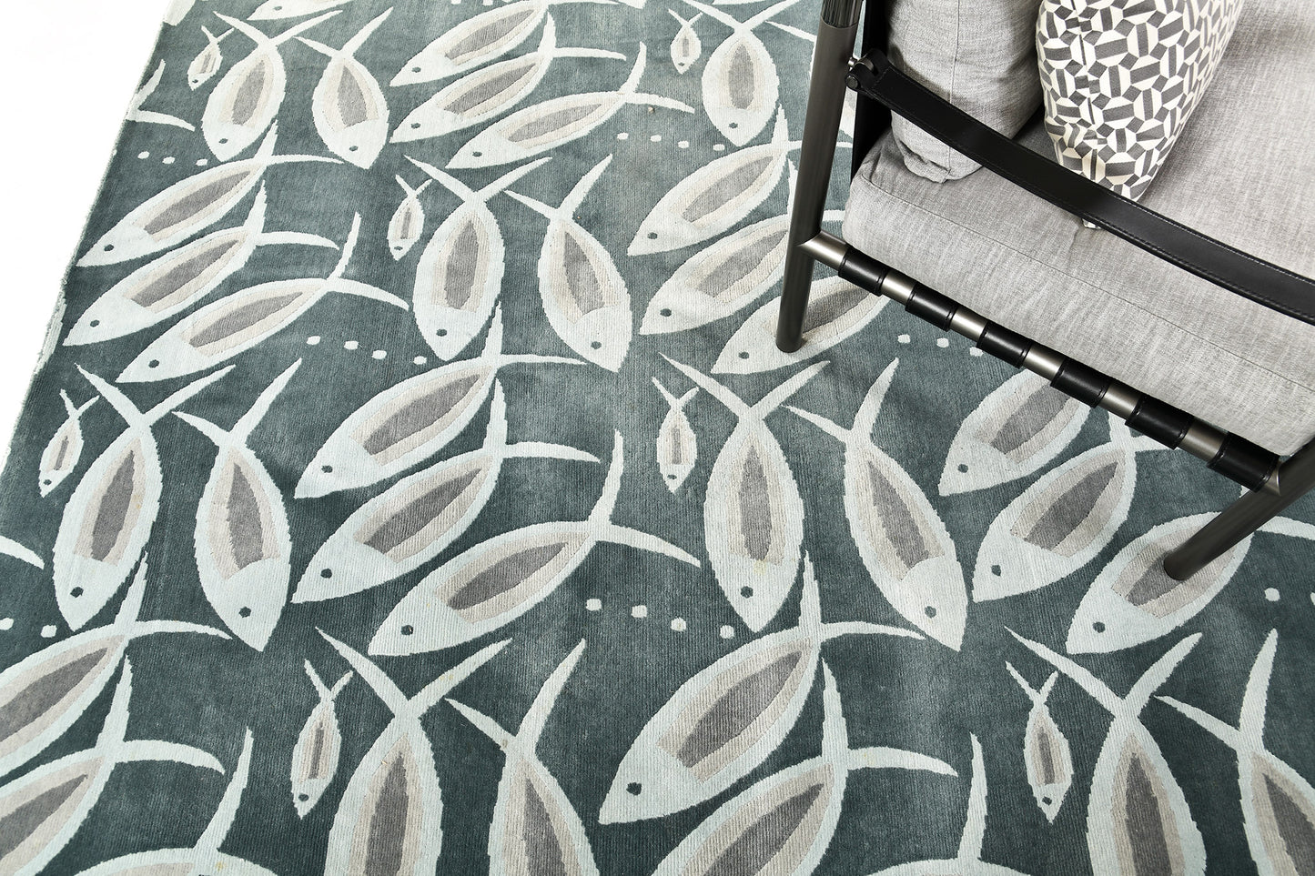 Modern Design Fish Design Rug