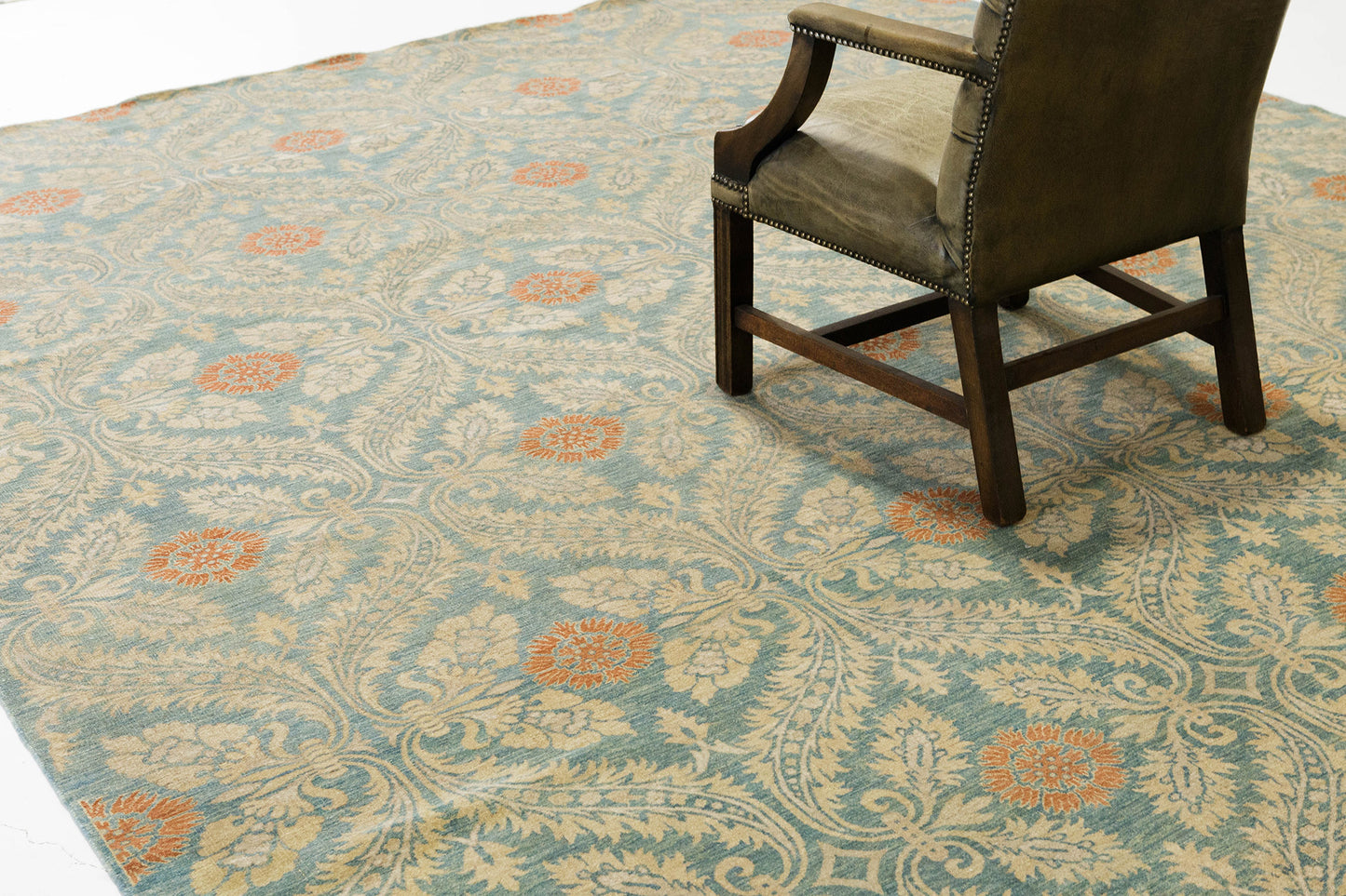 Natural Dye Transitional Rug Design Fable Collection
