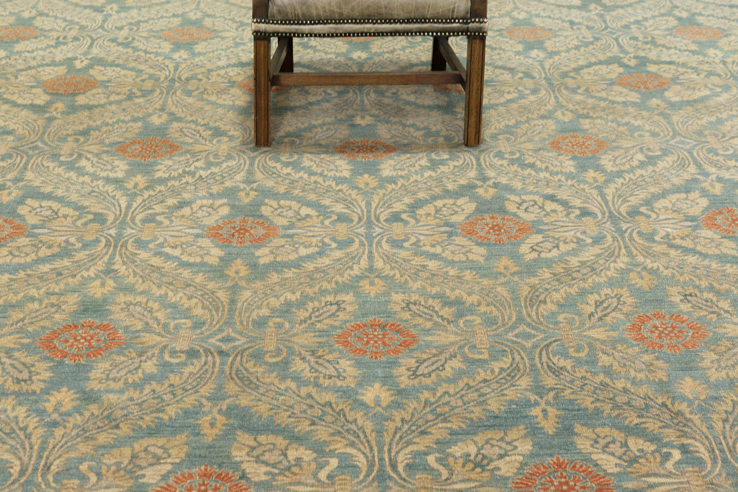 Natural Dye Transitional Rug Design Fable Collection