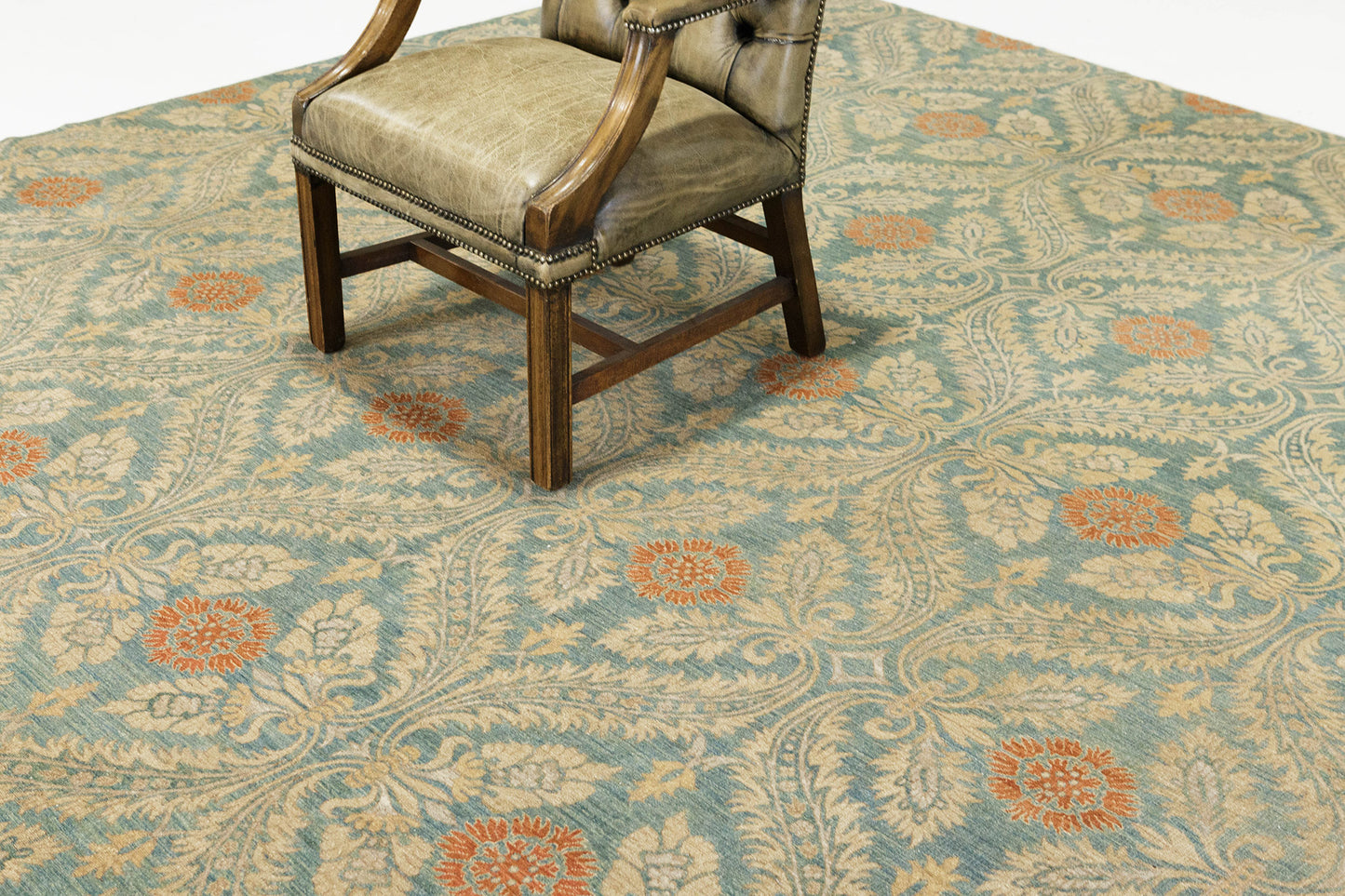 Natural Dye Transitional Rug Design Fable Collection