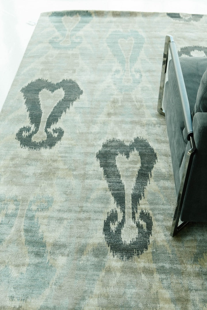 Ikat Design Rug Ajanta