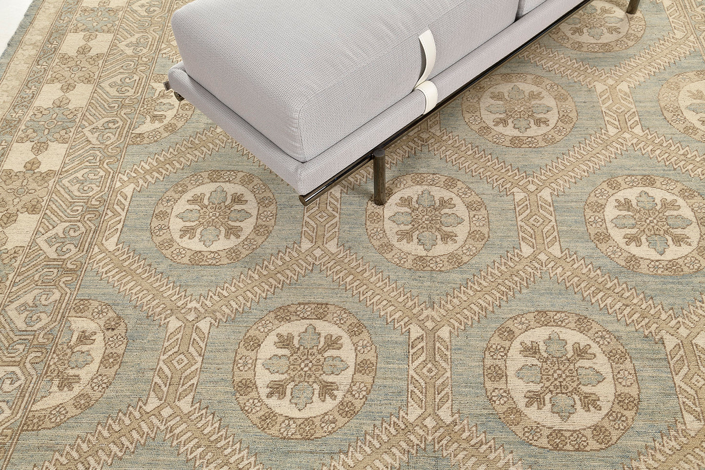 Vintage Style Arts and Crafts Design D5581