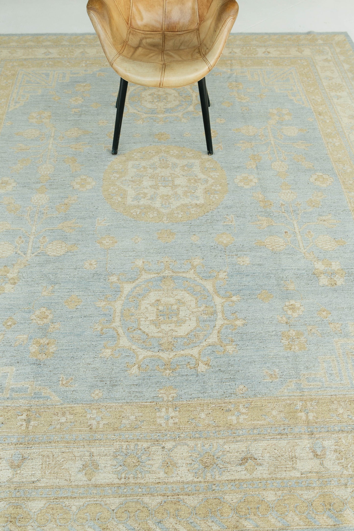 Vintage Style Khotan Design Rug D5386