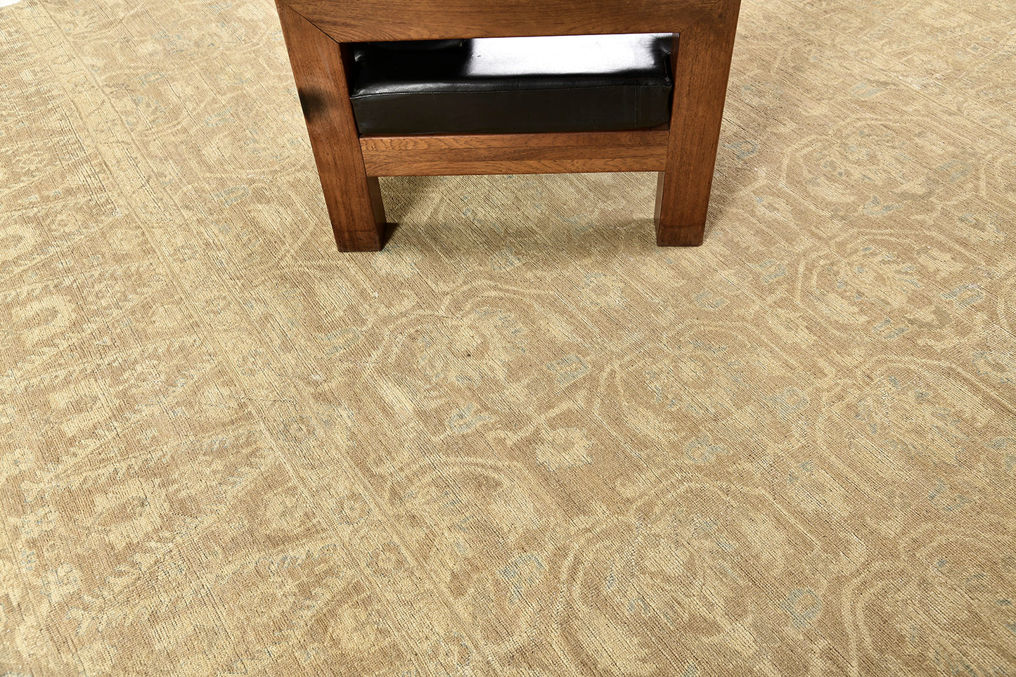 Vintage Style Shawl Design Safira Collection Rug