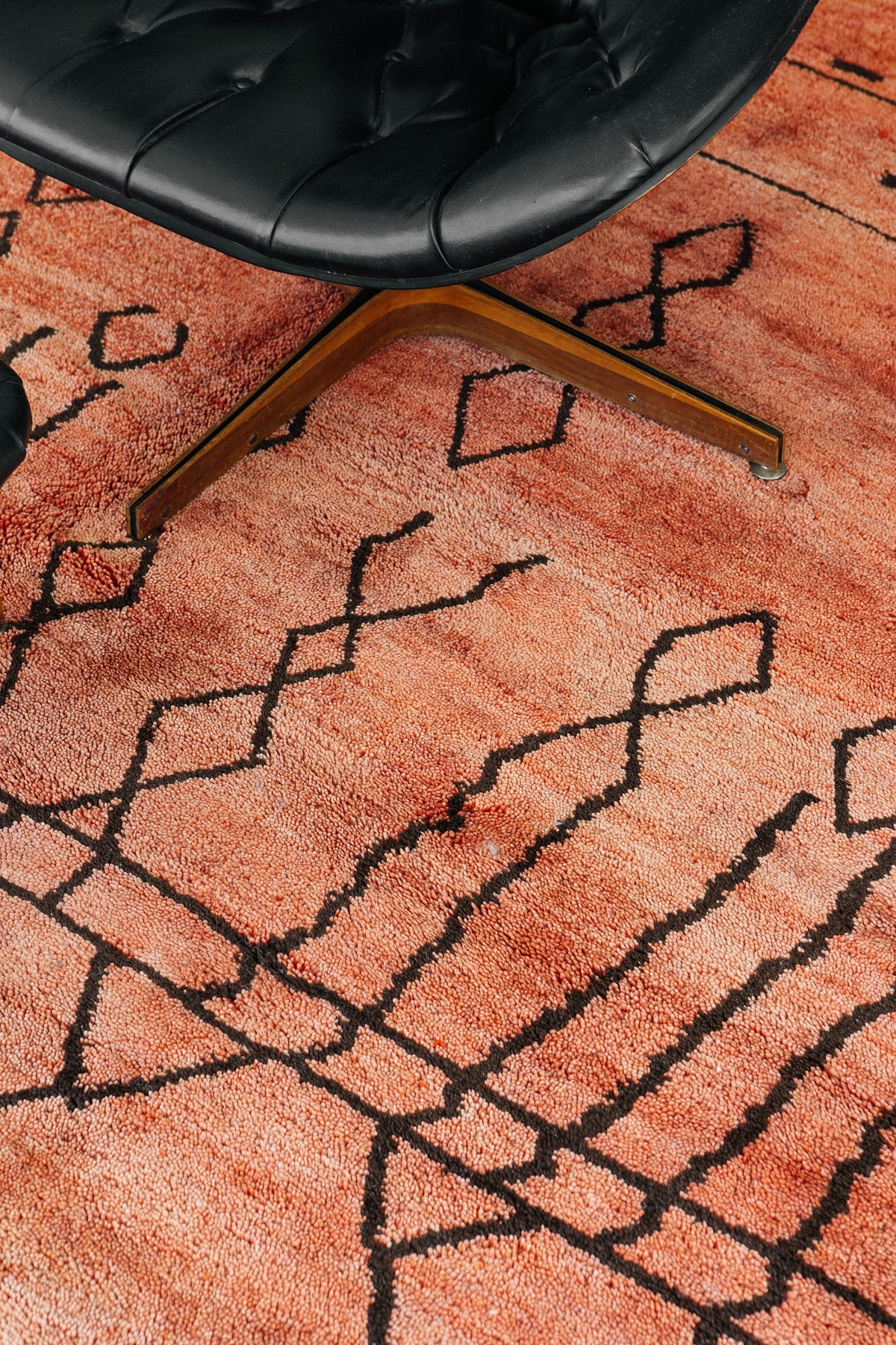 Atlas Rug 20616 - 10' 1