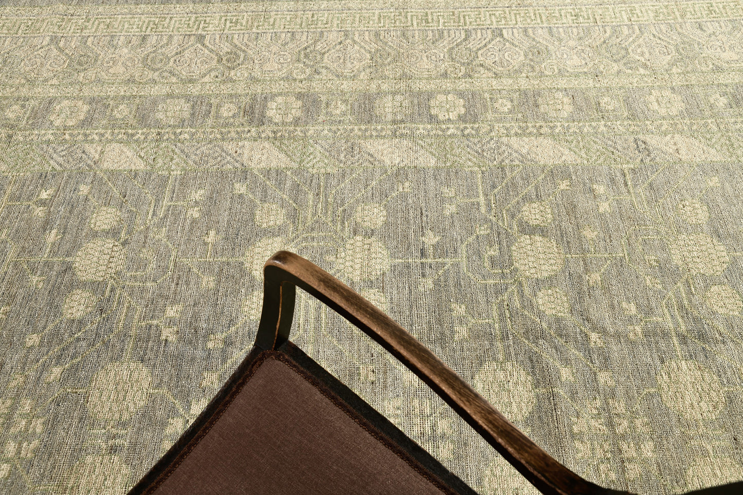Vintage Style Khotan Pomegranate Design D5118