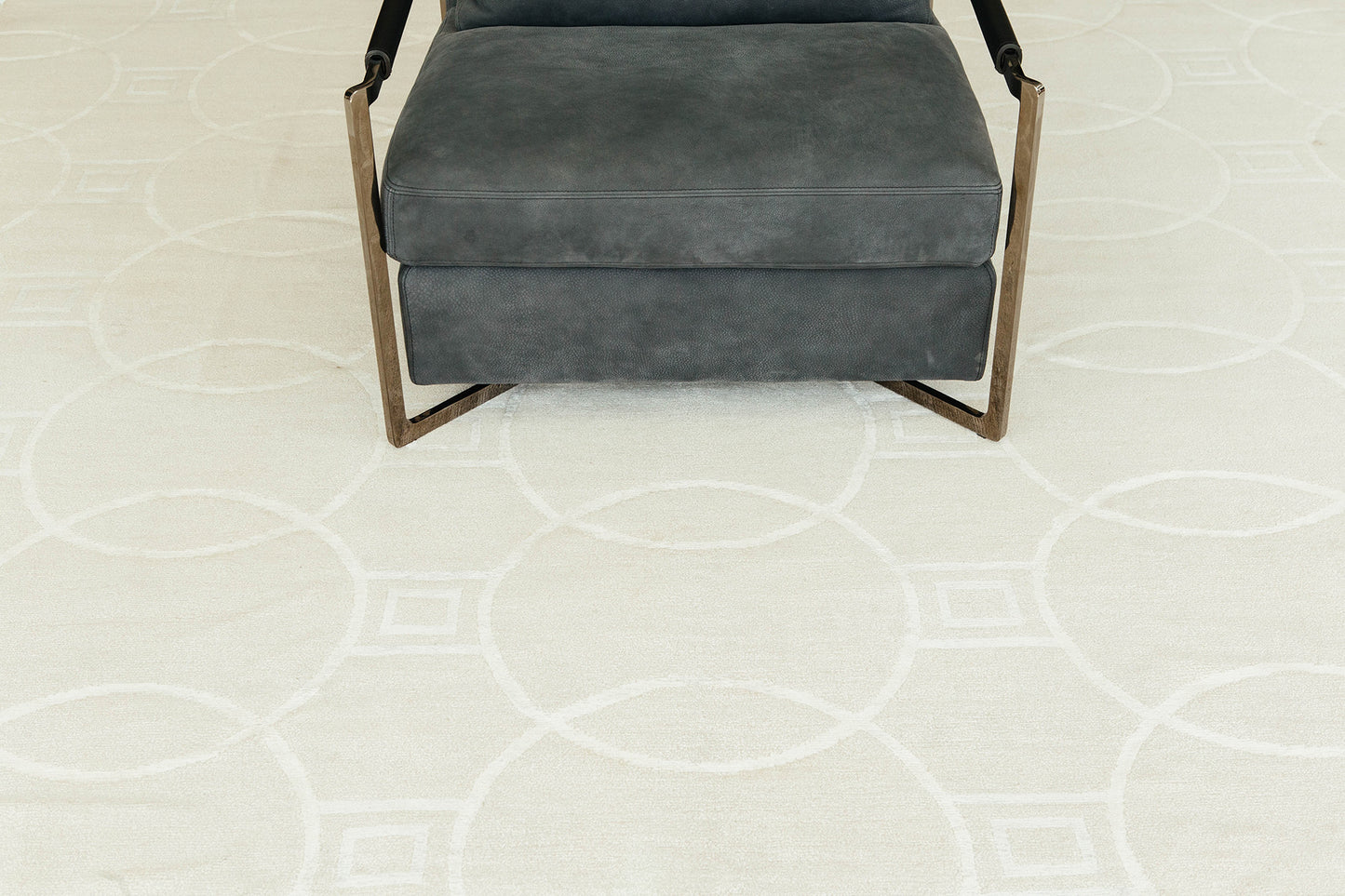 Transitional Design Rug Allure Anello