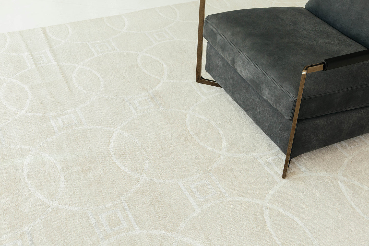 Transitional Design Rug Allure Anello