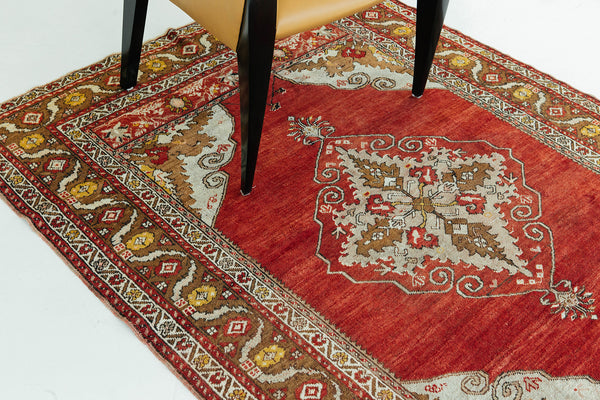 Vintage Turkish Anatolian Rug - hand-knotted in Turkey - overhead flat lay view [#17]